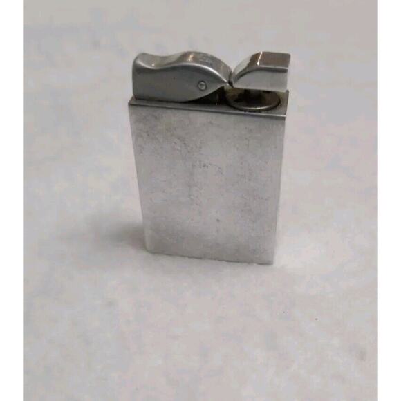 Vintage Perfume Atomizer Working Condition Looks Like Lighter - Picture 1 of 9